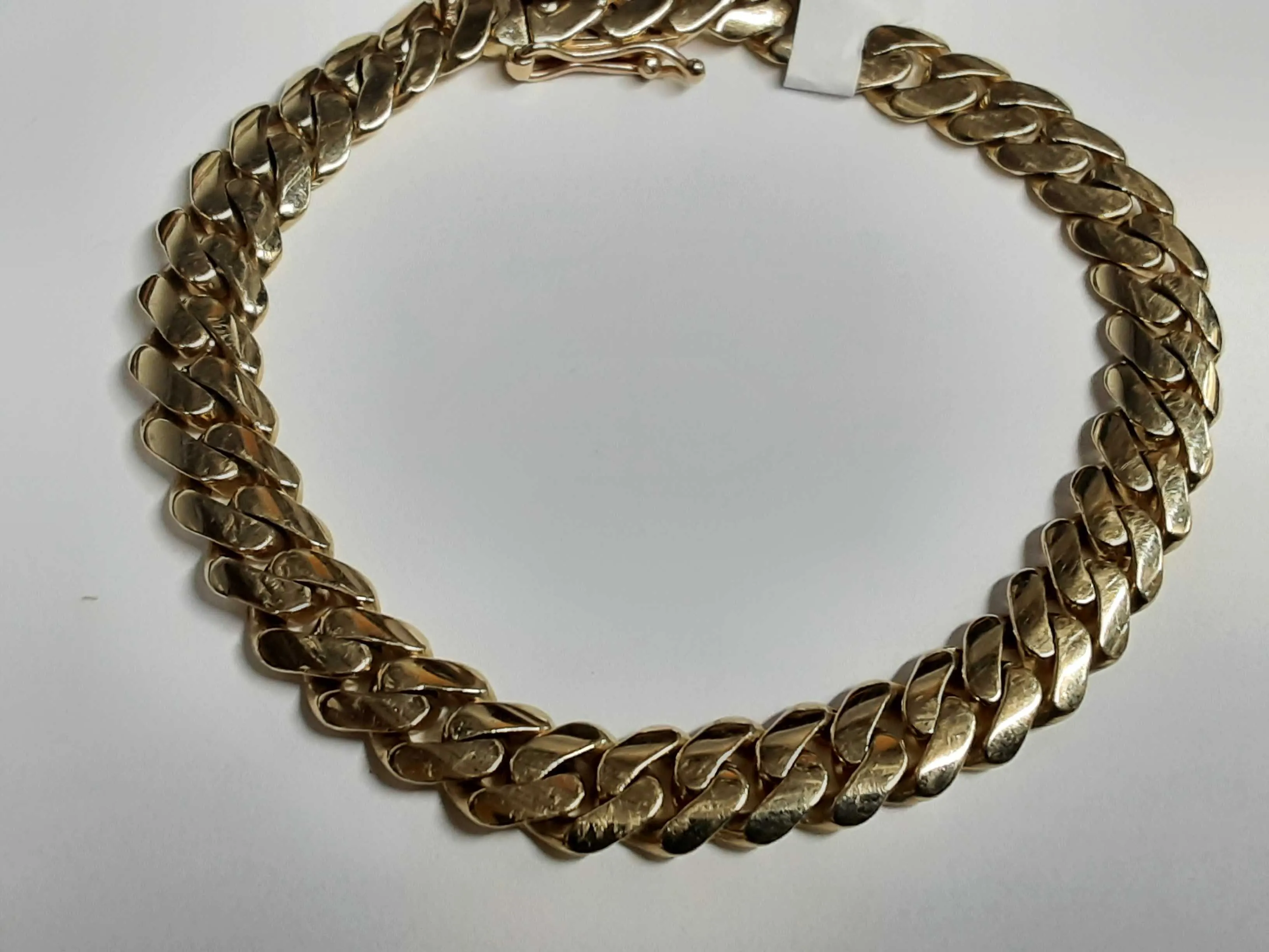 10k Yg 26.4 Grams Cuban Link Bracelet