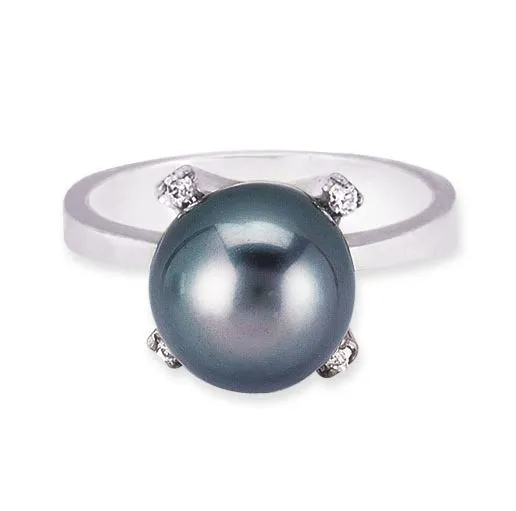 18K White Gold Ring With Diamond And Center Black Pearl