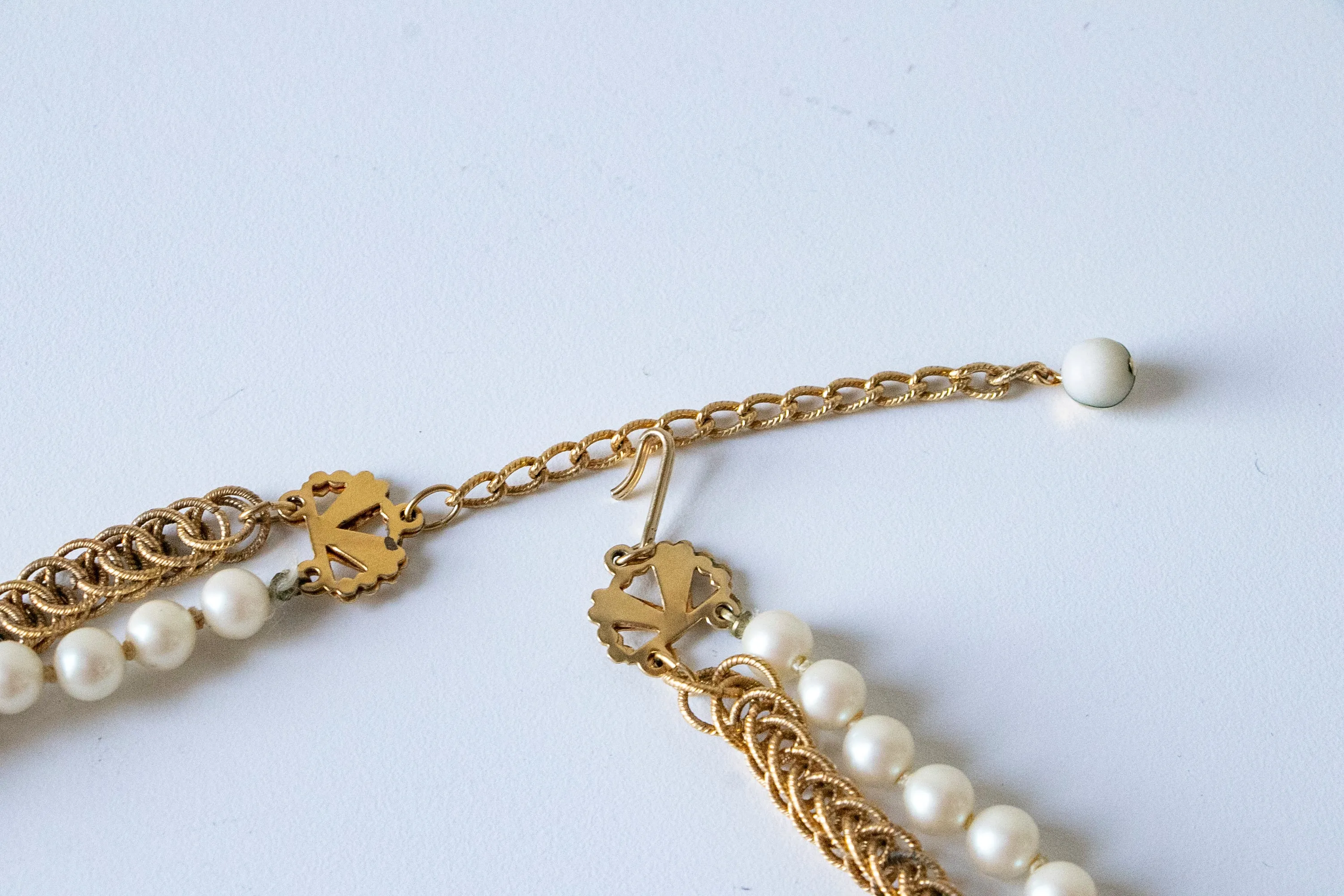 1970s Double Necklace Chain   Pearls