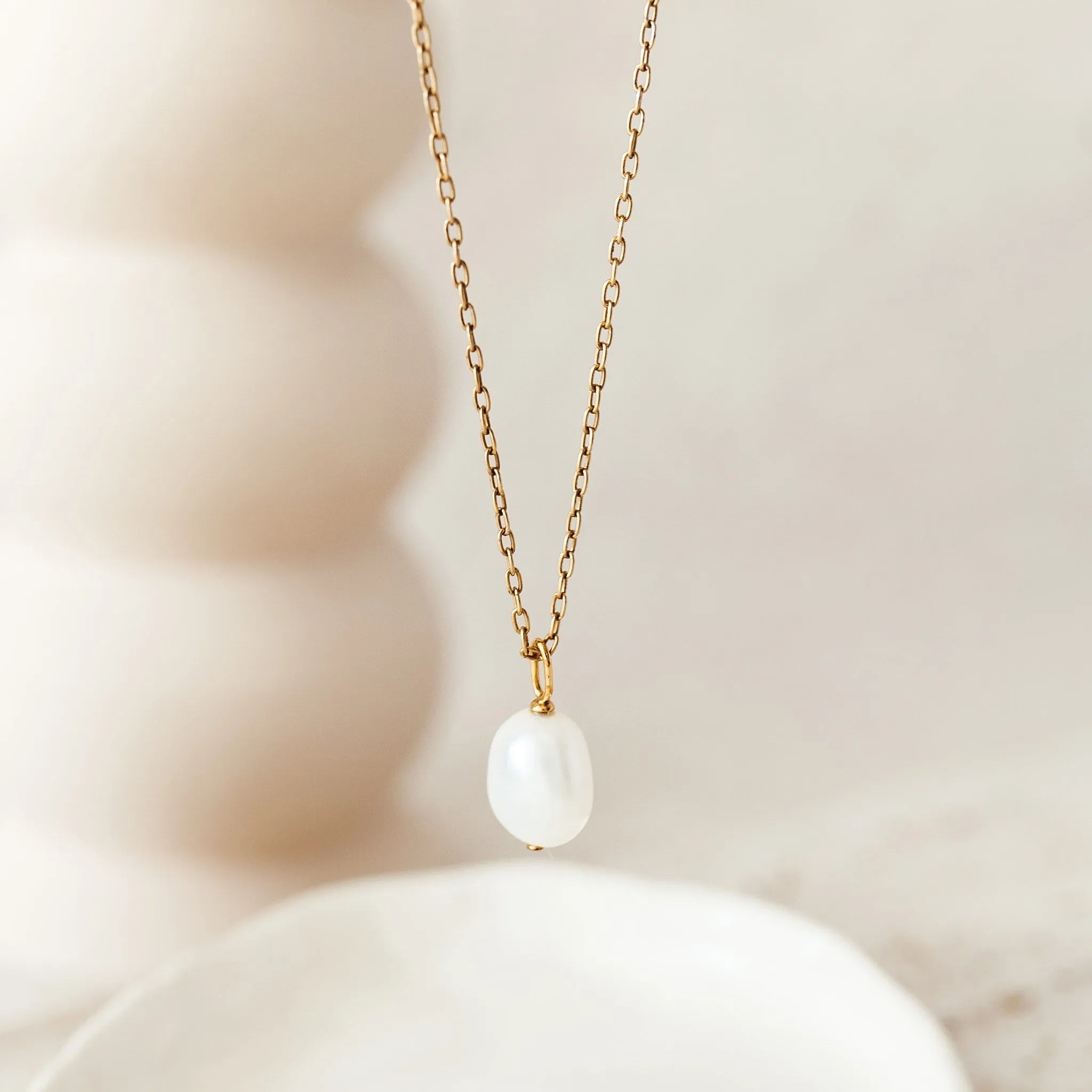 Baroque Pearl Necklace Silver