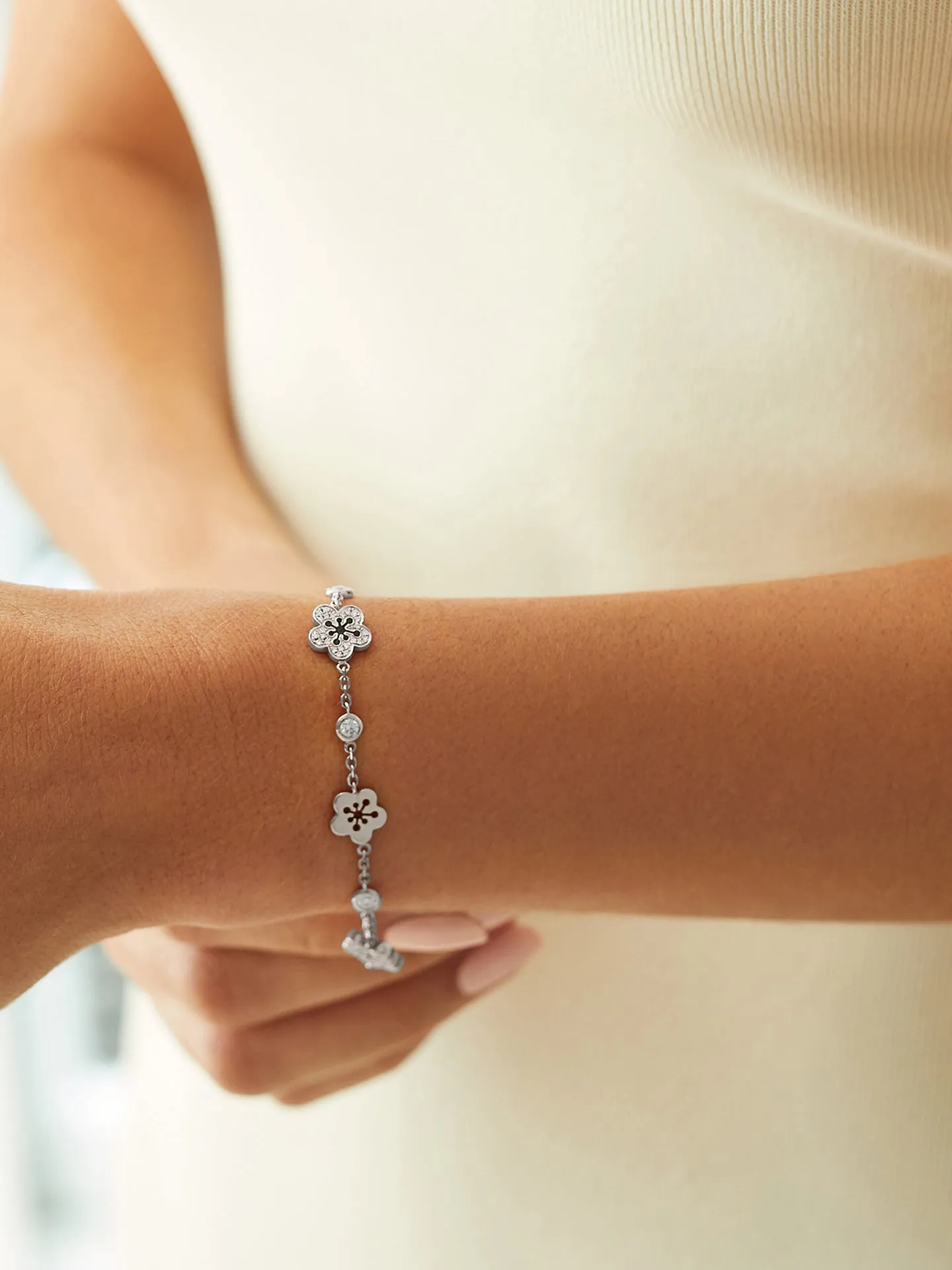 Blossom Charm White Gold Bracelet