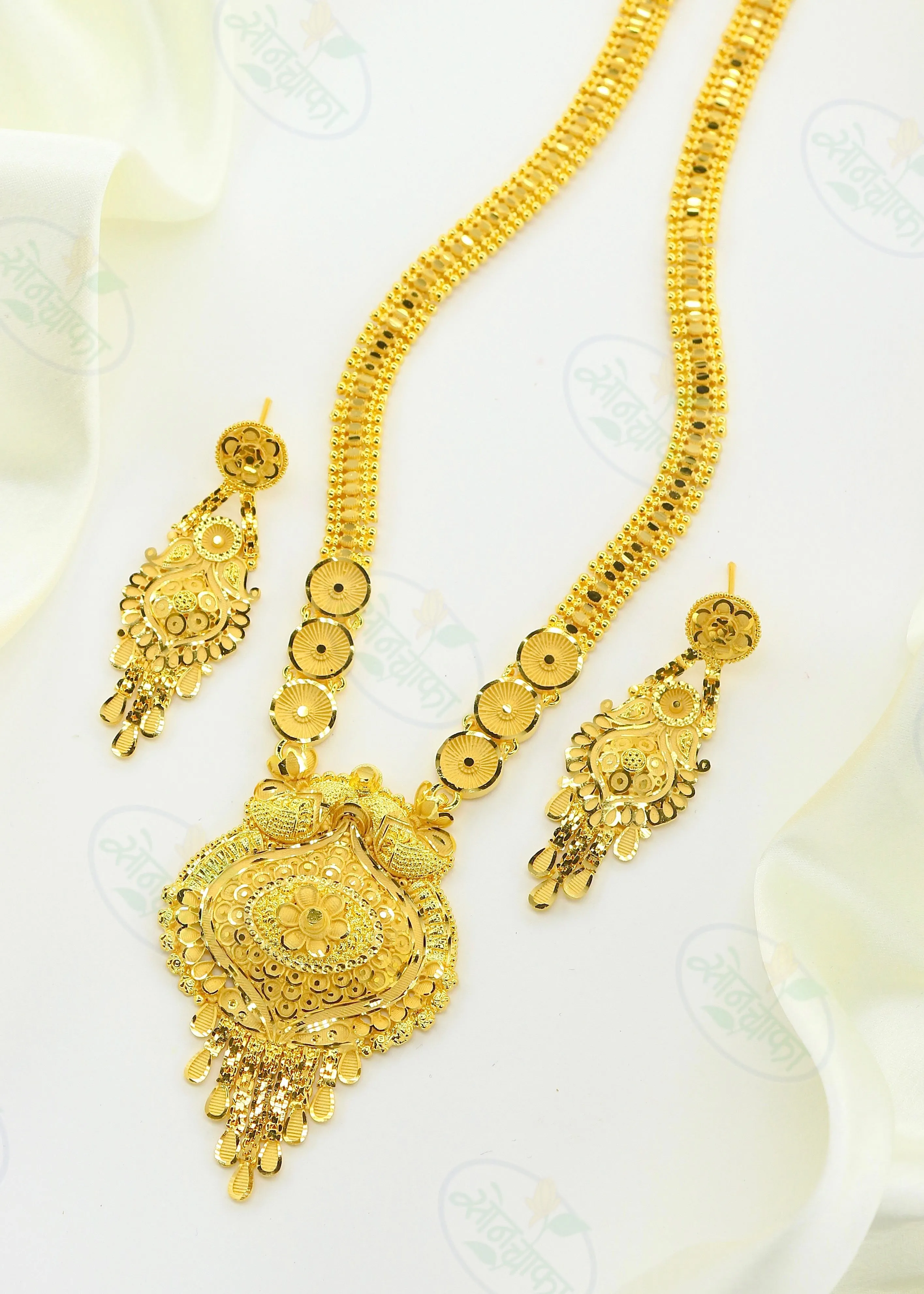 BLOSSOM DESIGNER NECKLACE