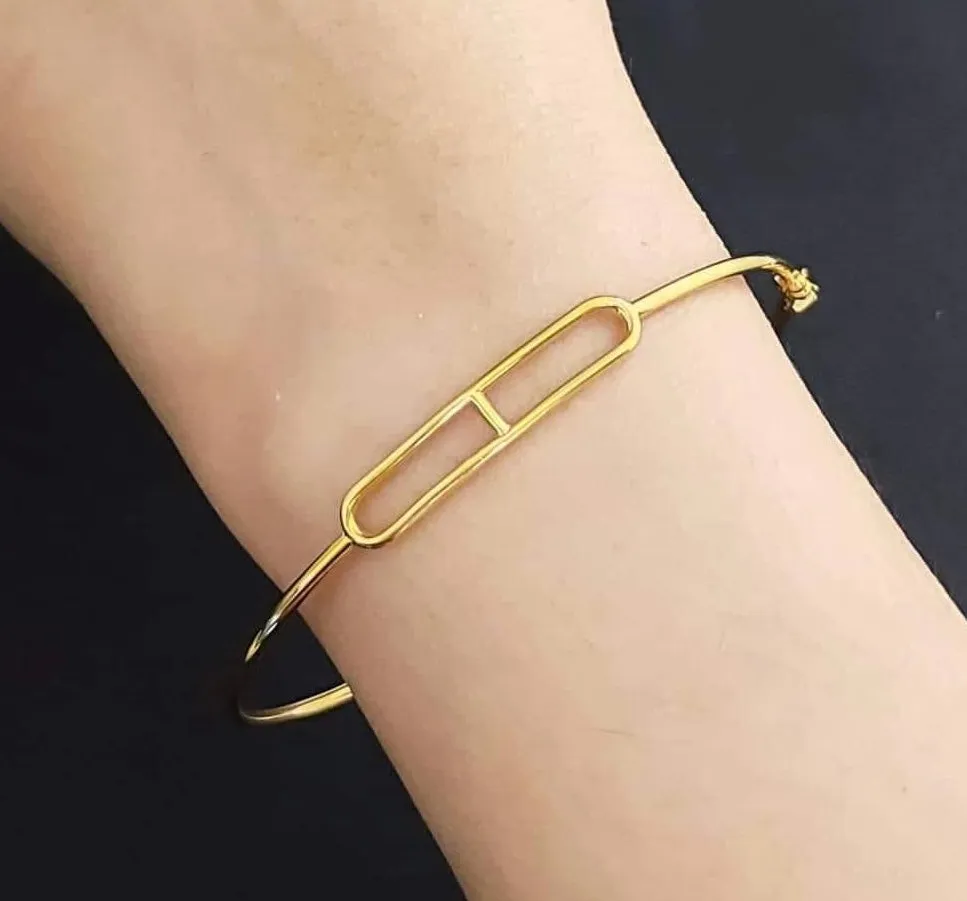 #GOLD2024 | 18K Golden Bar Clip Bracelet