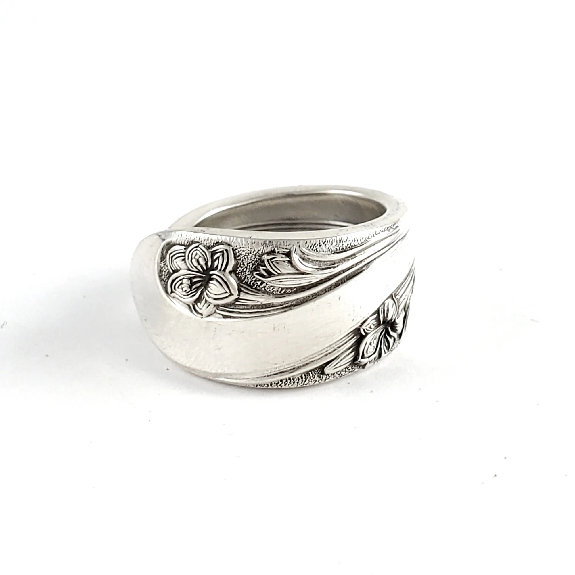 Holmes & Edwards Romance Spoon Ring