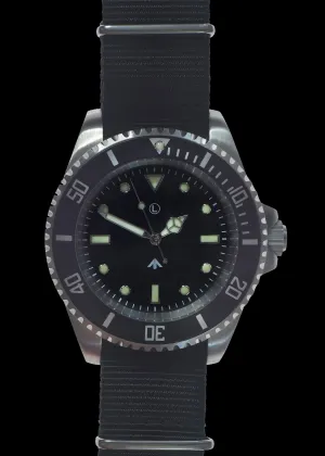 MWC 300m / 1000ft Stainless Steel Hybrid Military Divers Watch with Sweep Secondhand