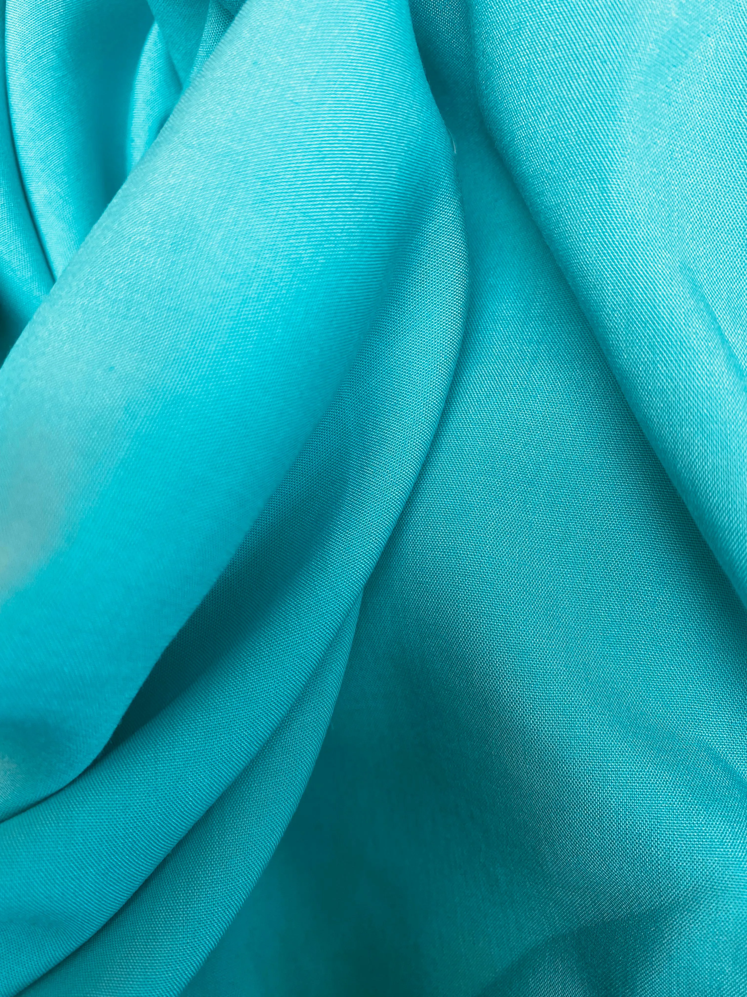 NEW Contessa Zahra 100% Rayon Lightweight Dress Fabric in Tiffany Blue