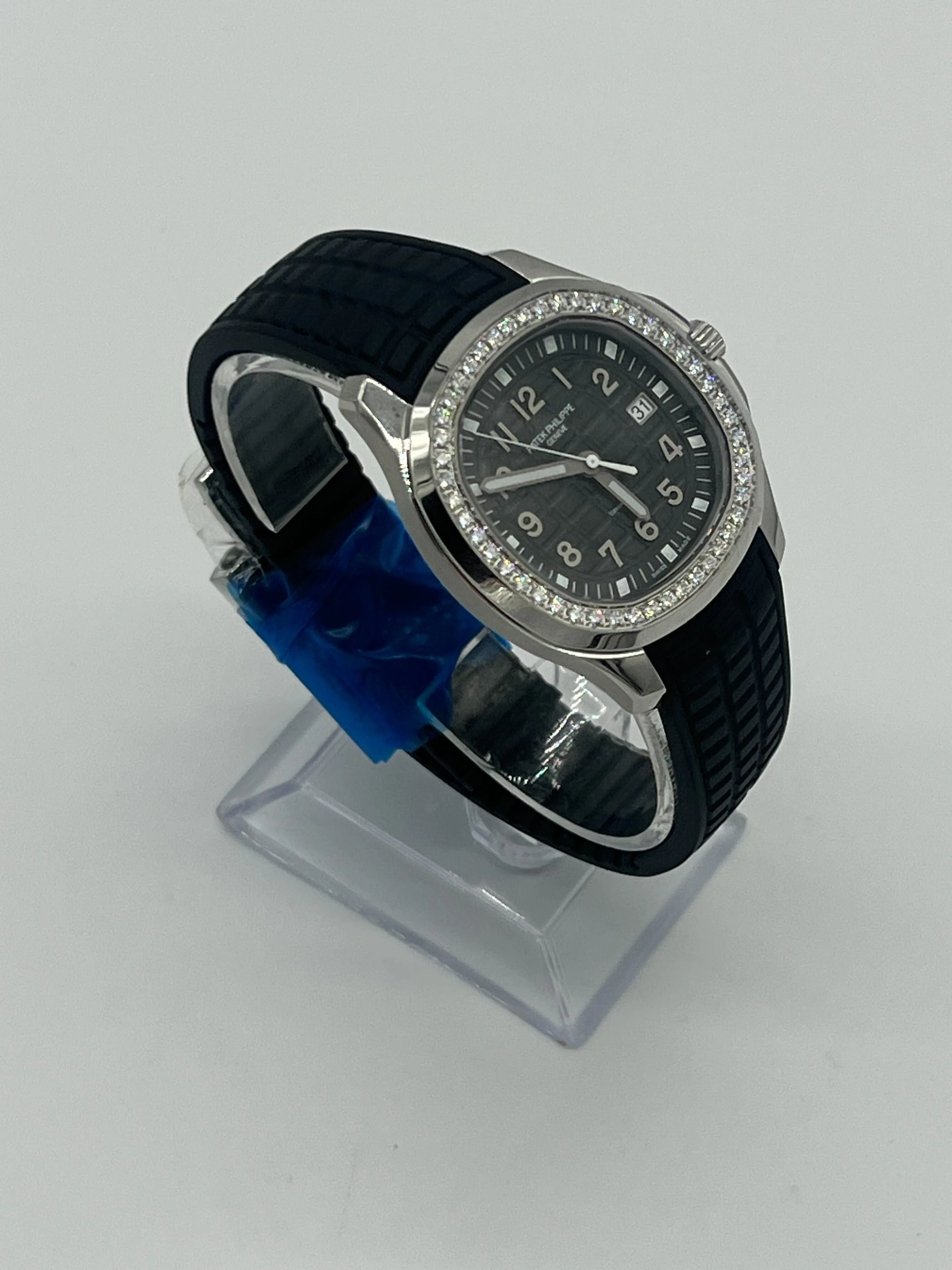 Patek Philippe Aquanaut Luce 5267/200A-001 'Ladies Tiffany & Co.' Black Dial Diamond Bezel