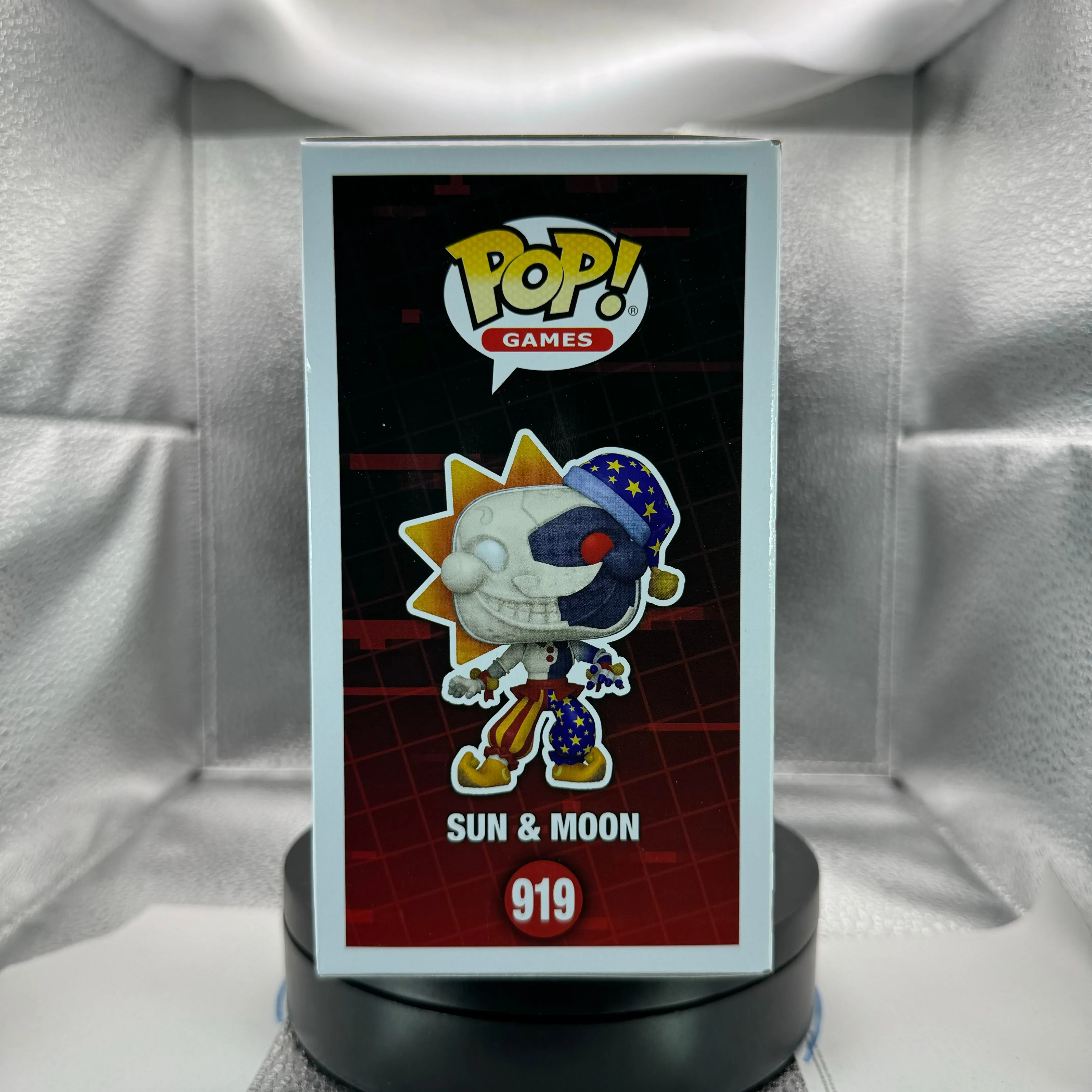 POP Games: Five Nights at Freddy's - Sun & Moon Hot Topic Exclusive