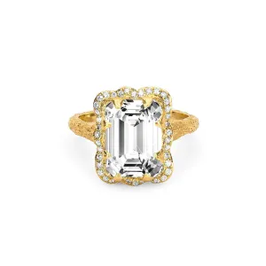 Queen Emerald Cut Diamond Setting with Full Pavé Halo