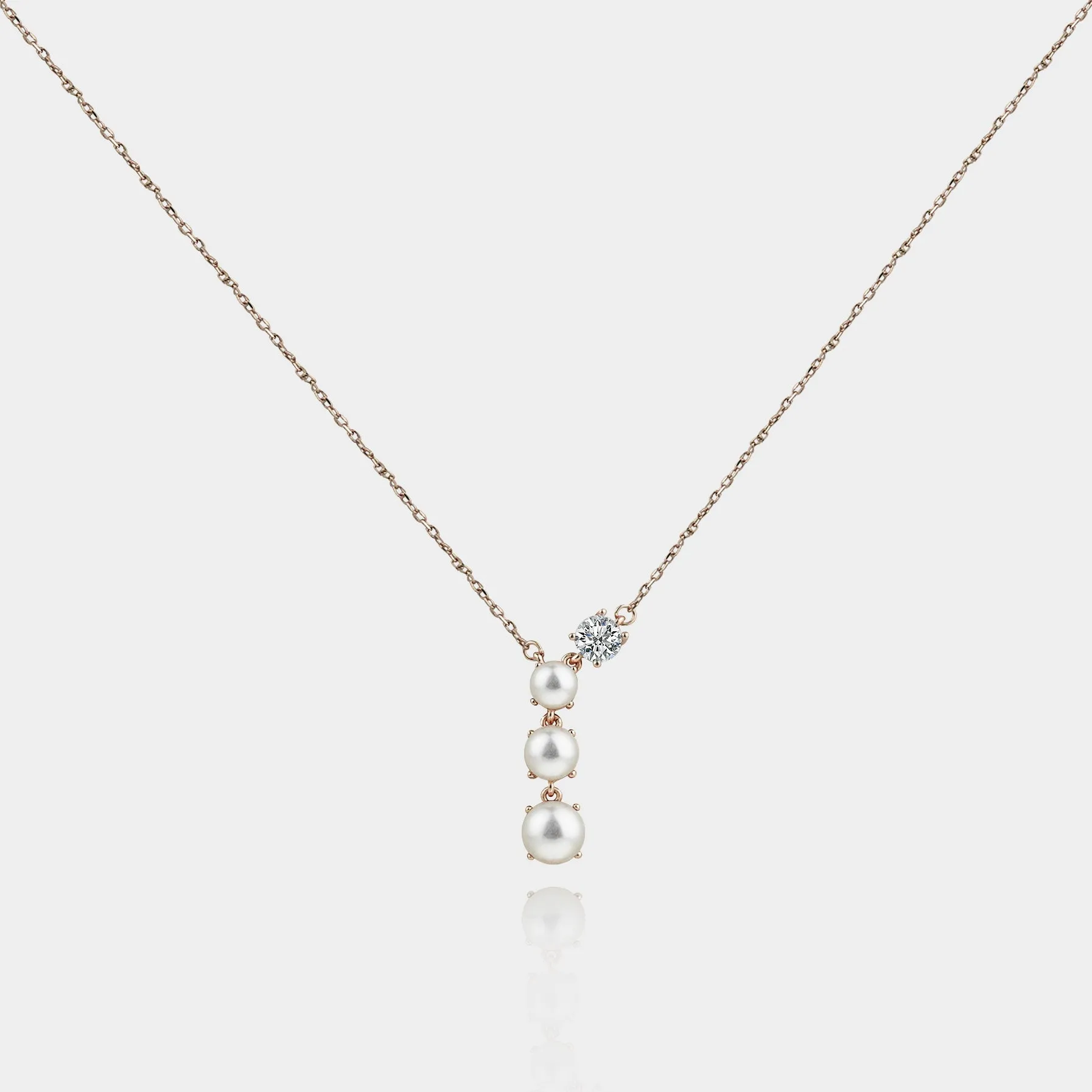 THALIA PEARL NECKLACE