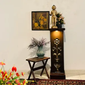 Vintage pedestal : Ruhana 1