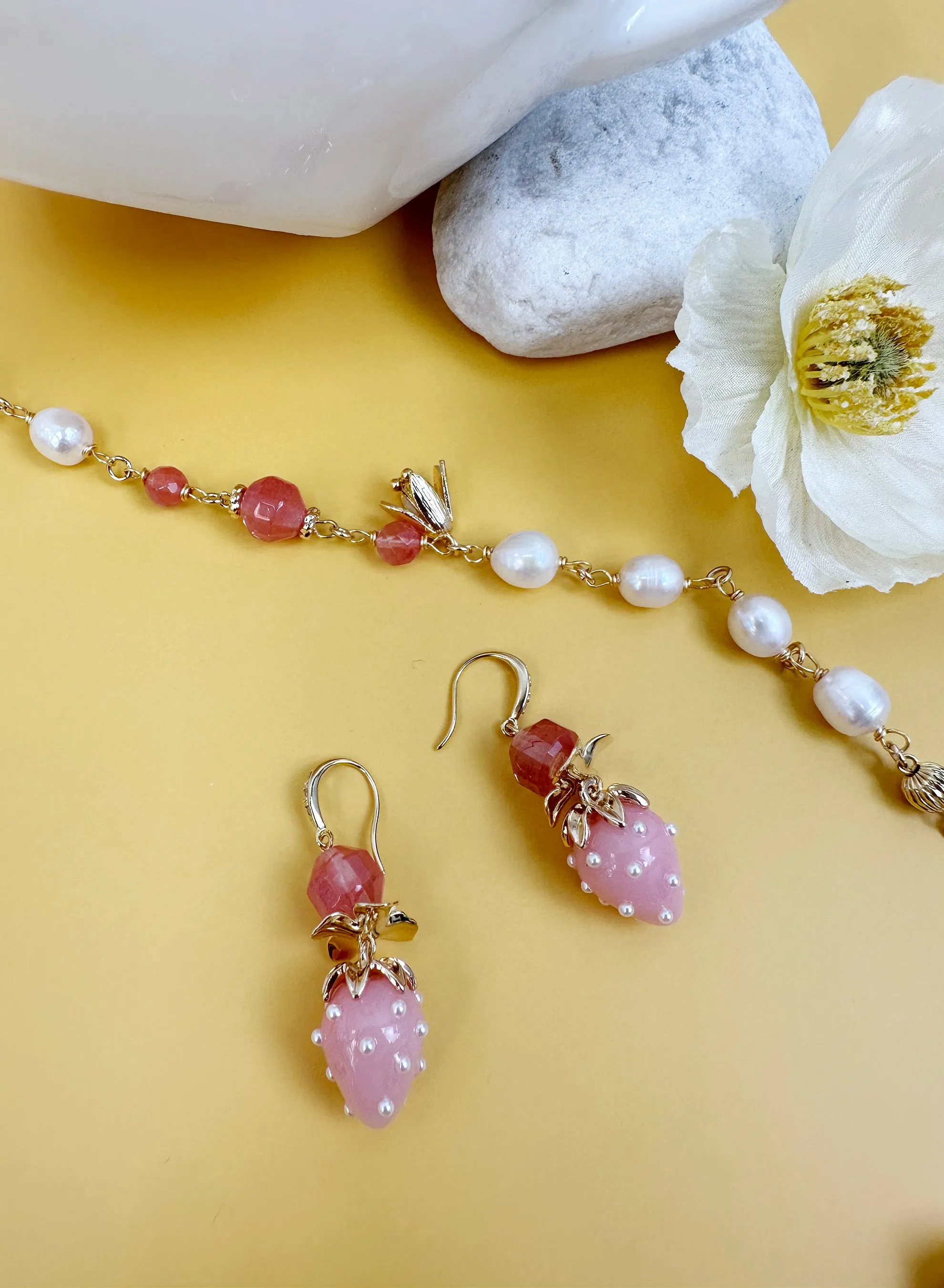 Watermelon Quartz With Strawberry Glass Dangle Earrings JE009